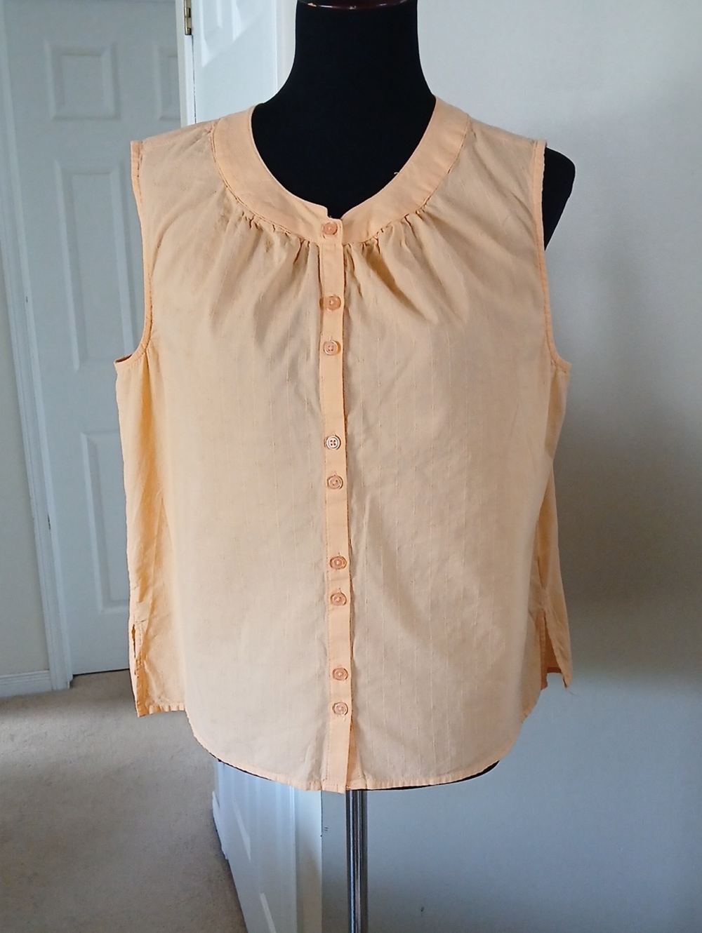 100% Cotton Tribal Sleeveless Button-Down Top in Peach